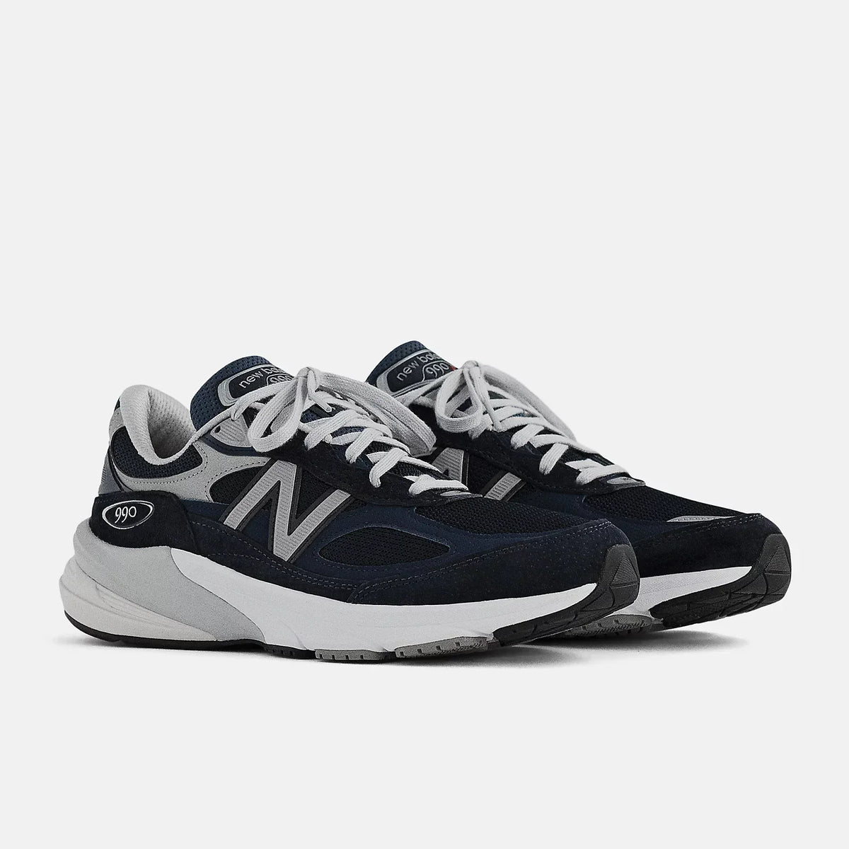New Balance 990v6