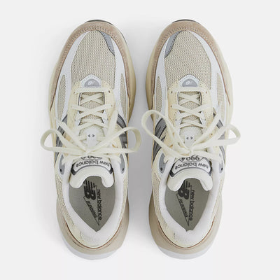 New Balance 990v6