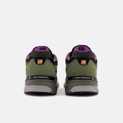 New Balance 990 v3