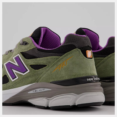New Balance 990 v3