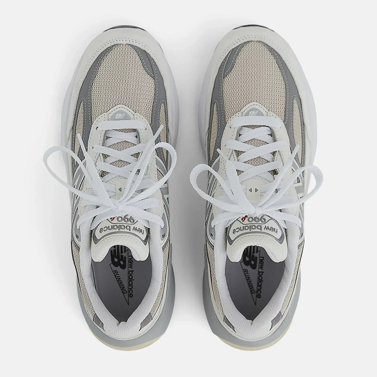 New Balance 990v6