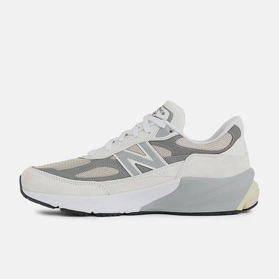 New Balance 990v6