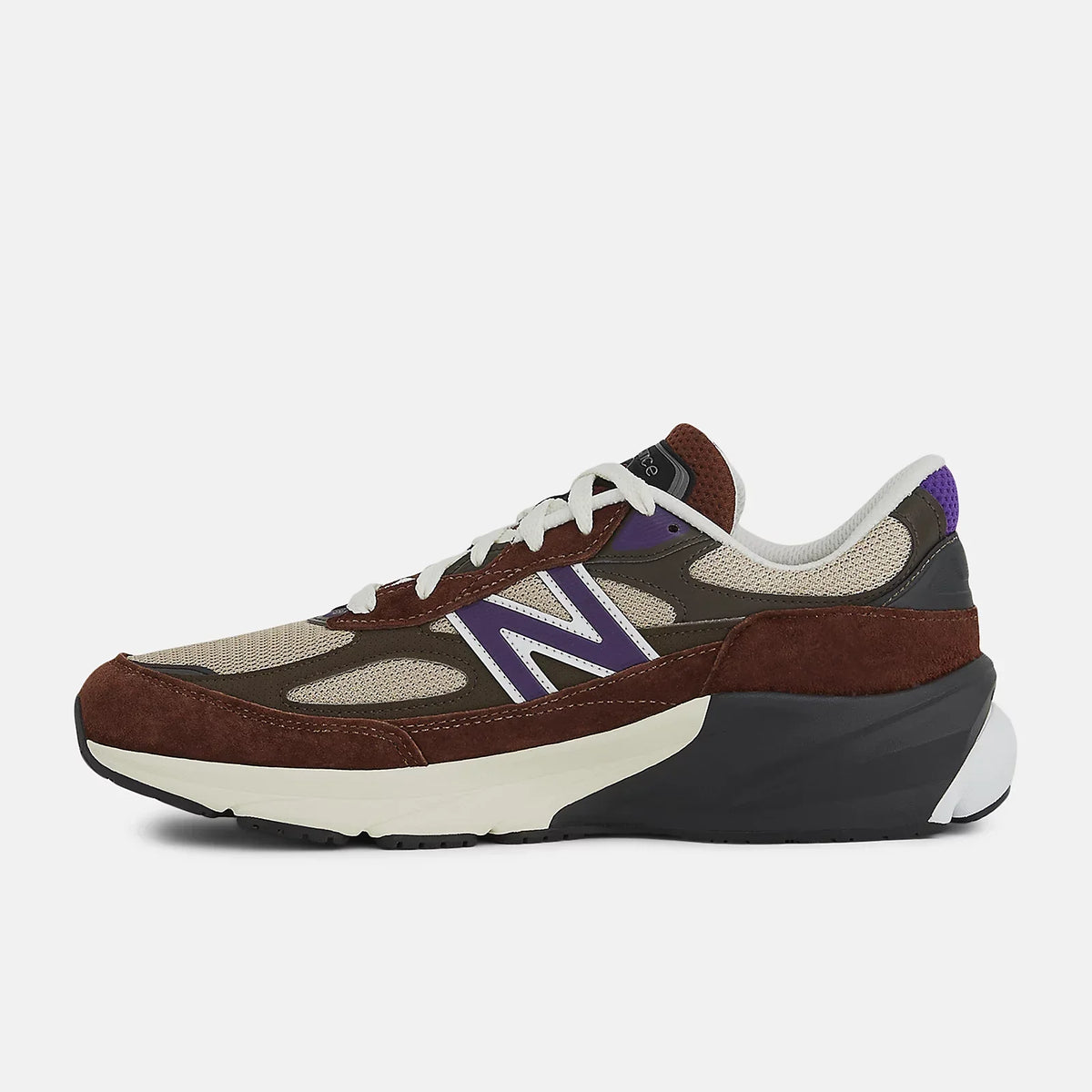 New Balance 990v6