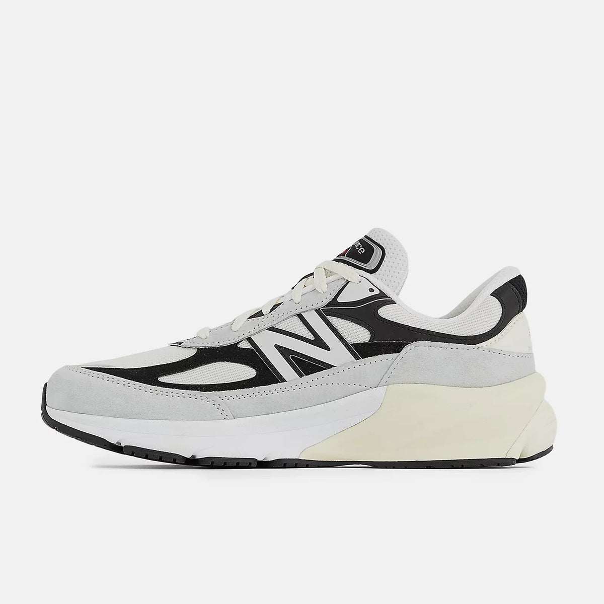 New Balance 990v6