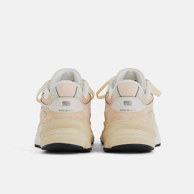 New Balance 990v6