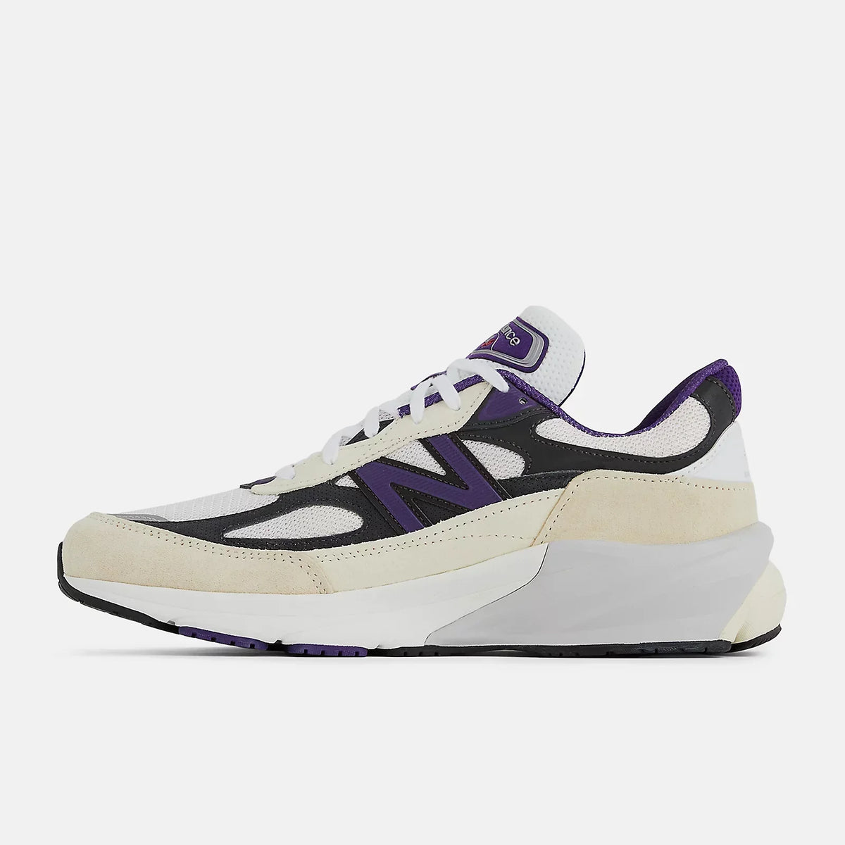 New Balance 990v6